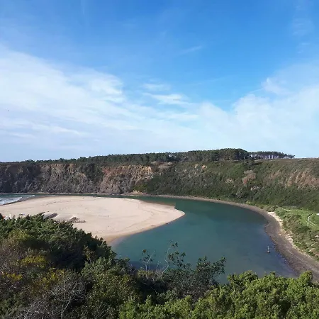 Сasa de vacaciones Casas De Santo António